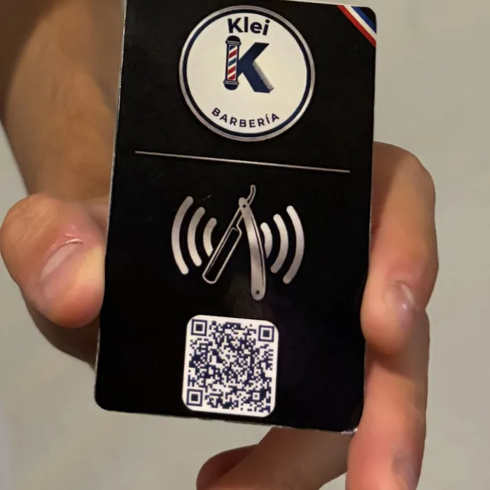 Tarjeta NFC personalizada de Klei Barbería
